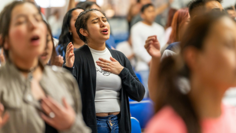 Um relato emocionante de Jose Eduardo De Oliveira e Silva sobre os mártires da fé, testemunhas vivas do amor que transcende o tempo.