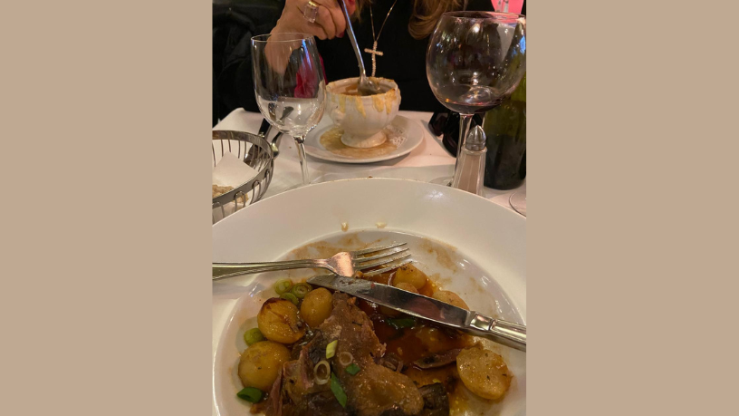 Mercados gastronômicos do mundo revelam identidade local e experiências autênticas, destaca Leonardo Rocha de Almeida Abreu.